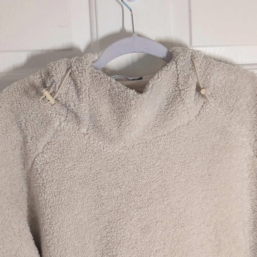 Vince Cream Sandlewood Sherpa Oversized Hooded Pullover Large - Picture 2 of 10